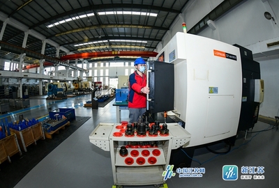 盐城建湖 向“新”提“质”，擘画高端装备产业新图景与信息系统运行维护服务新篇章